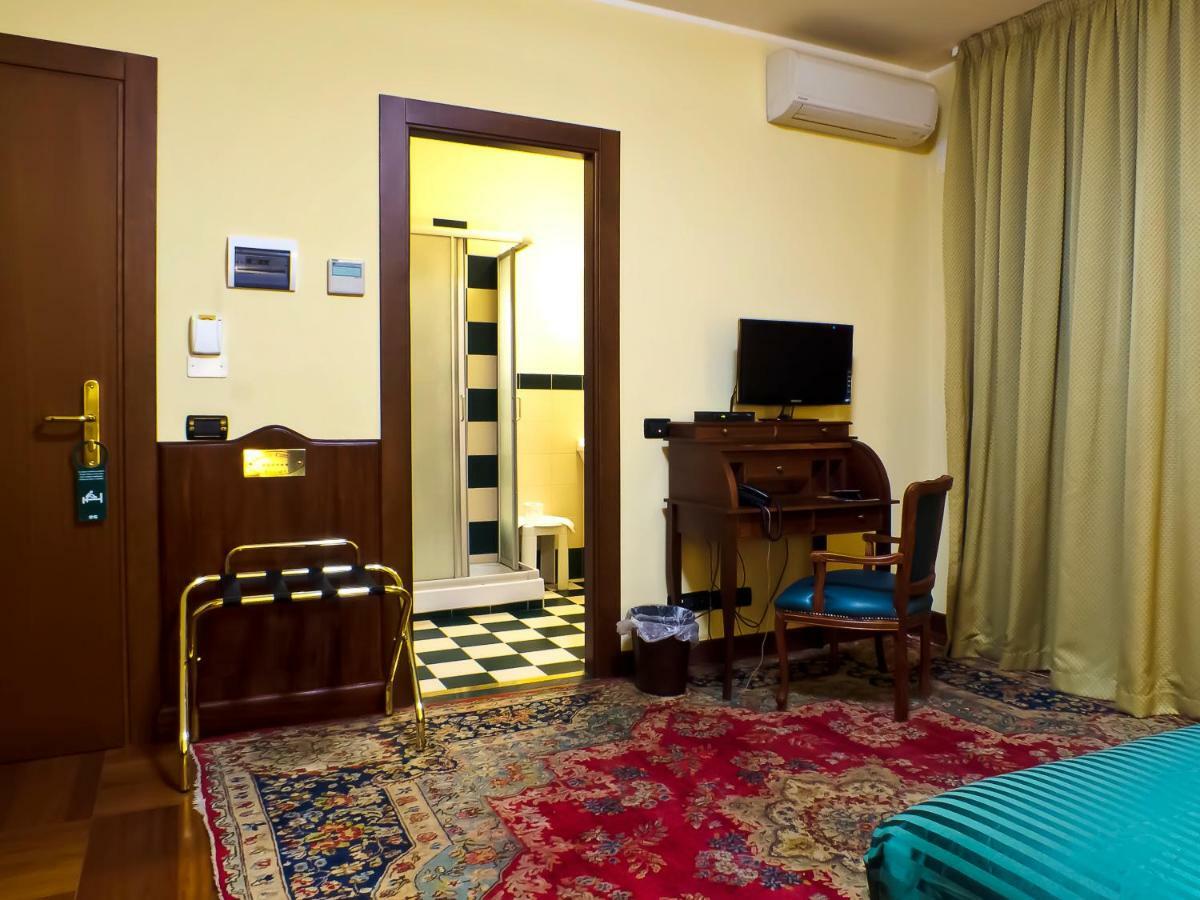 Relax Style House Central Rooms Pescara Eksteriør billede
