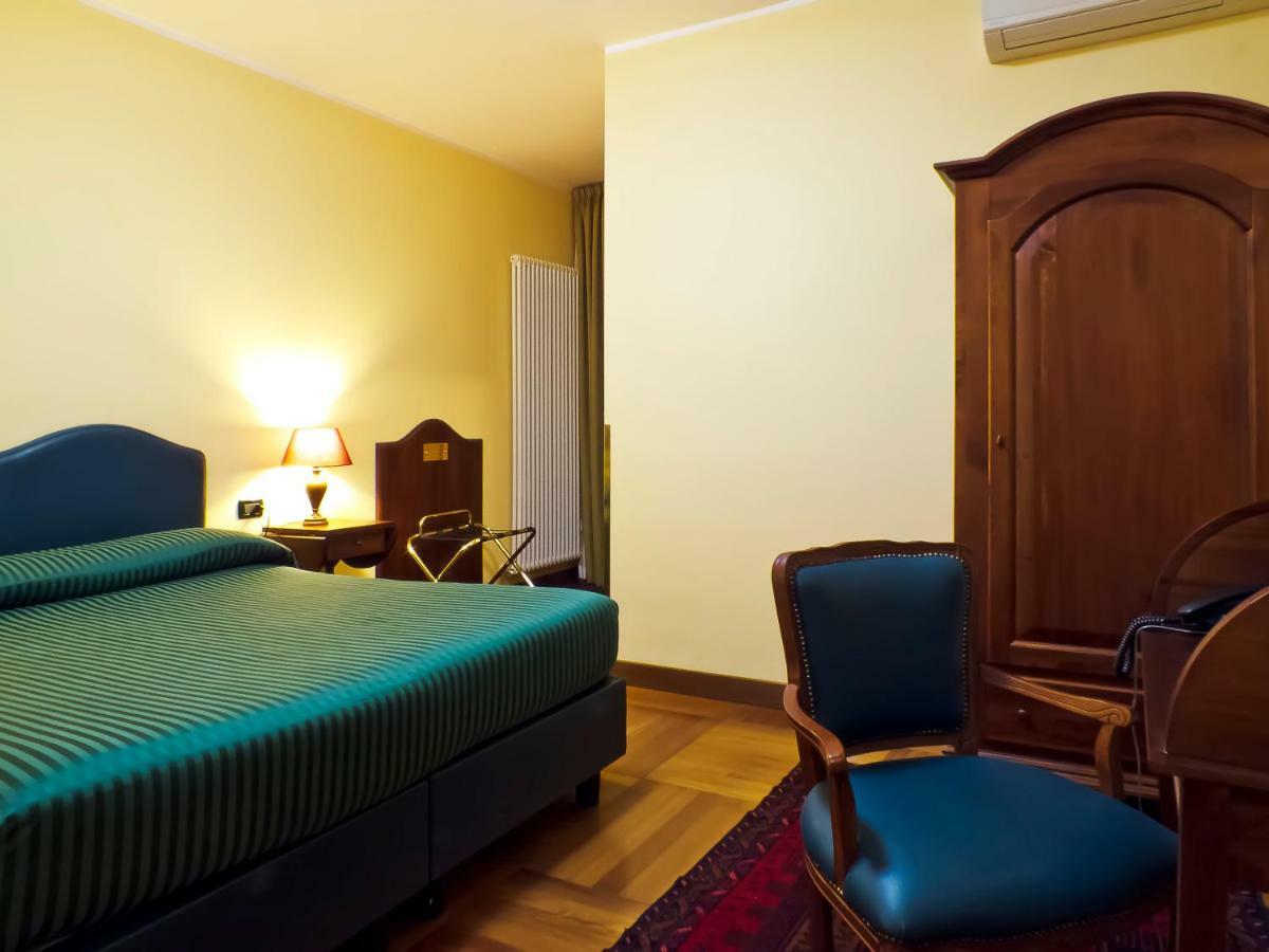 Relax Style House Central Rooms Pescara Eksteriør billede