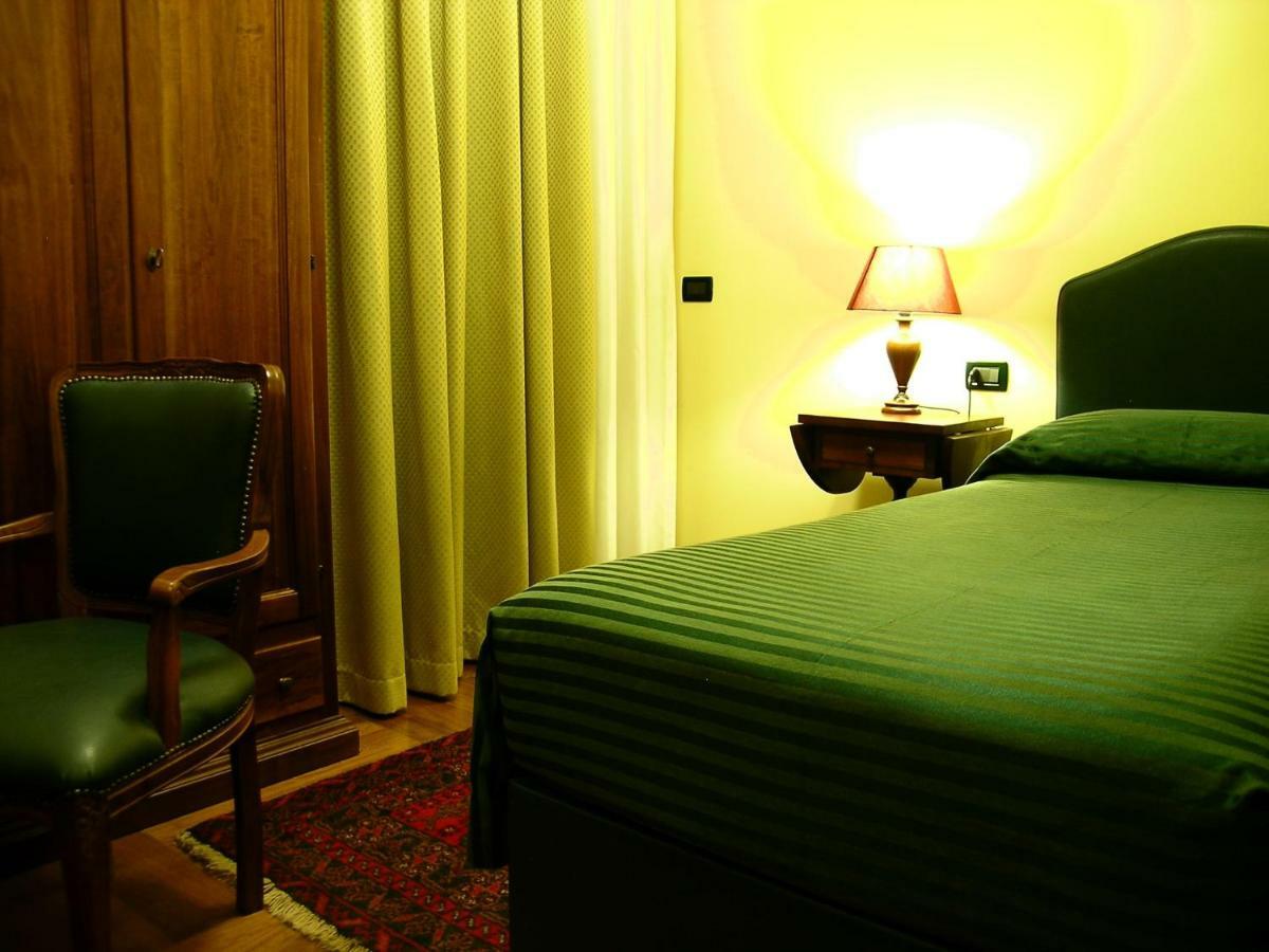 Relax Style House Central Rooms Pescara Eksteriør billede